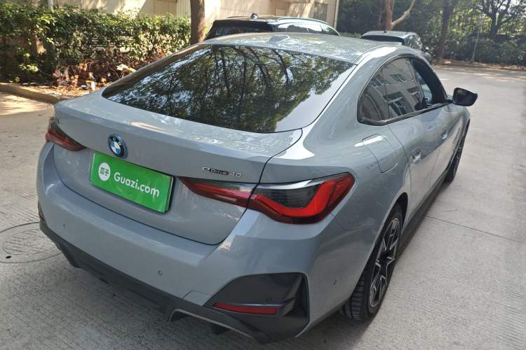 Used BMW i4 2022 eDrive40 Exterior 5