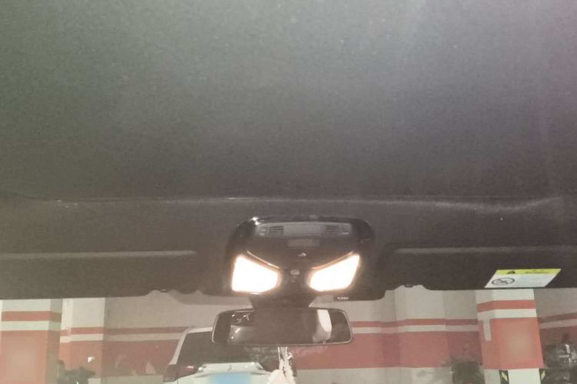 Used BMW i4 2022 eDrive40 Headliner