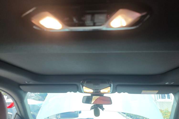 Used BMW i4 2022 eDrive40 Headliner