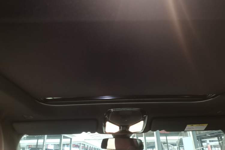 Used BMW i4 2022 eDrive40 Headliner