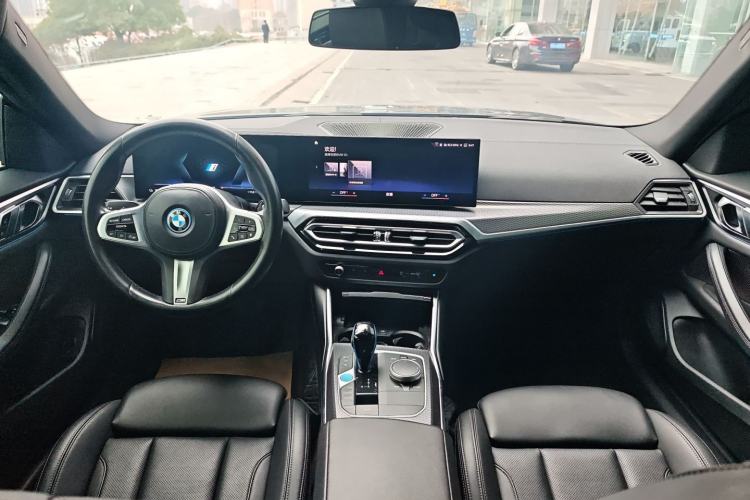 Used BMW i4 2022 eDrive40 Interior 1