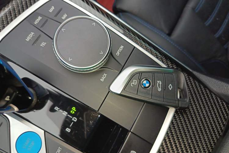 Used BMW i4 2022 M50 Interior 1