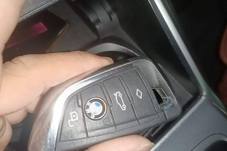 Used BMW i4 2022 eDrive40 Interior 1