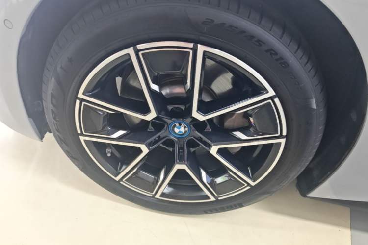 Used BMW i4 2022 eDrive40 Left Front Wheel Hub