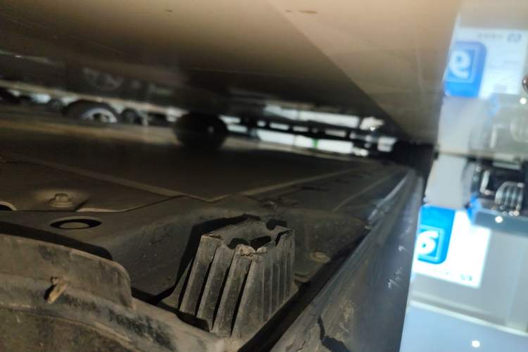 Used BMW i4 2022 M50 Left Side Sill