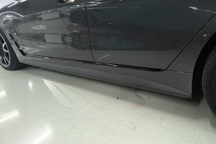 Used BMW i4 2022 M50 Left Side Sill