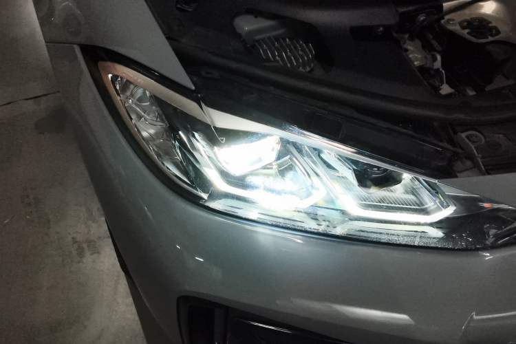 Used BMW i4 2022 eDrive40 Right Front Headlight