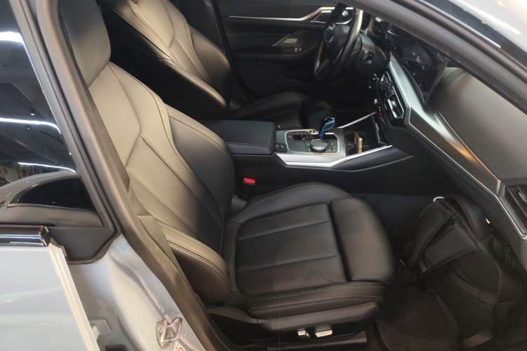 Used BMW i4 2022 eDrive40 Right Front Seat