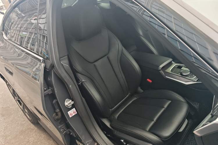 Used BMW i4 2022 eDrive40 Right Front Seat