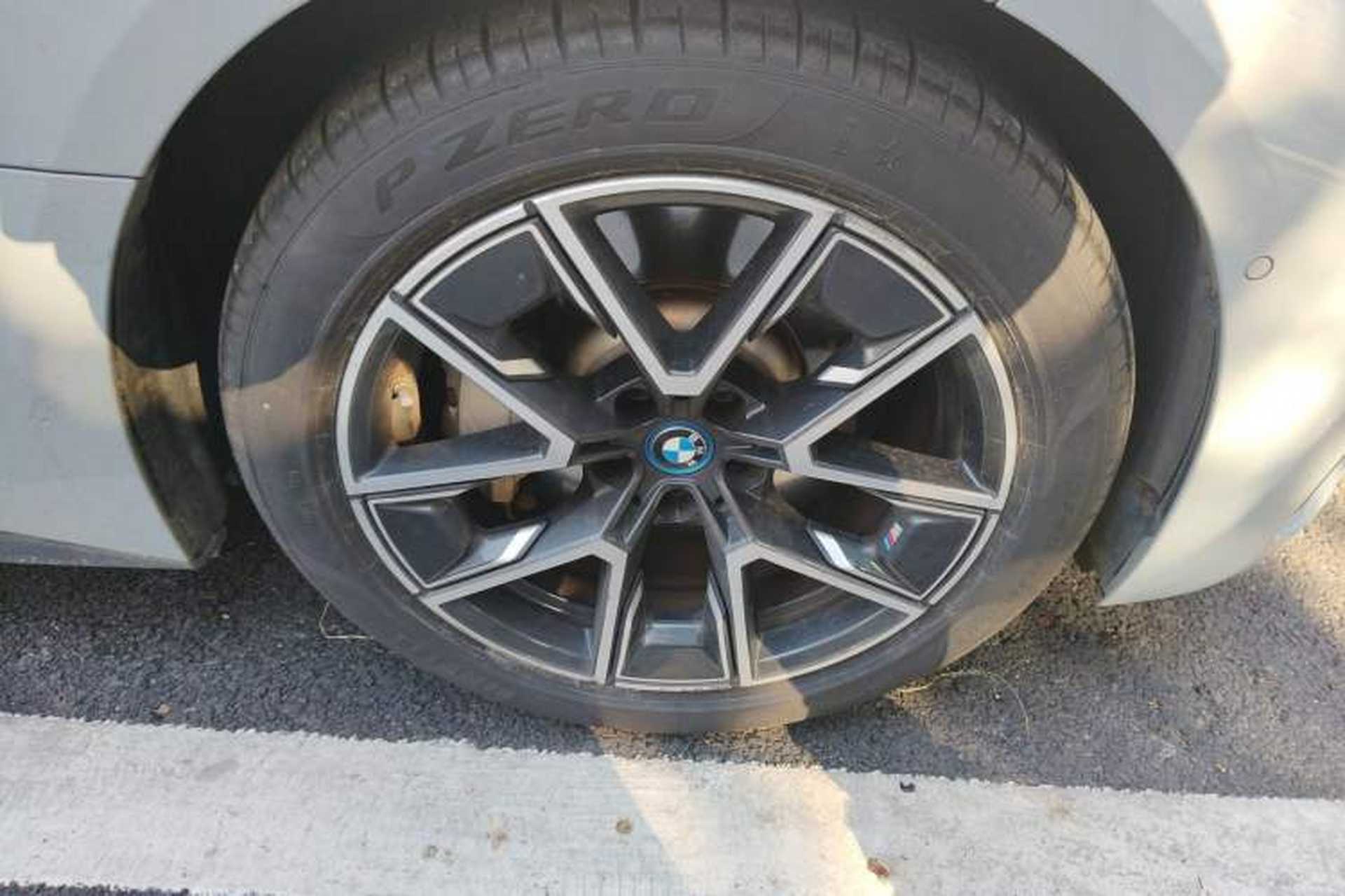 Used BMW i4 2022 eDrive40 Right Front Wheel Hub