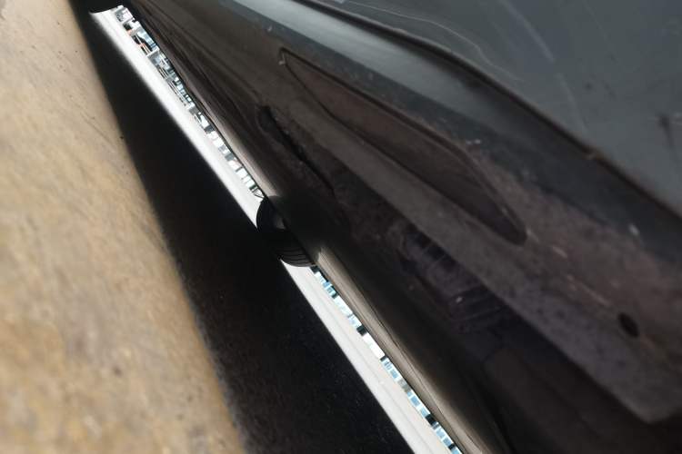 Used BMW i4 2022 eDrive40 Right Side Sill