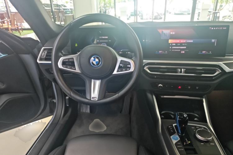 Used BMW i4 2022 eDrive40 Steering Wheel