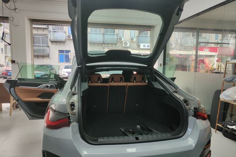 Used BMW i4 2022 M50 Trunk