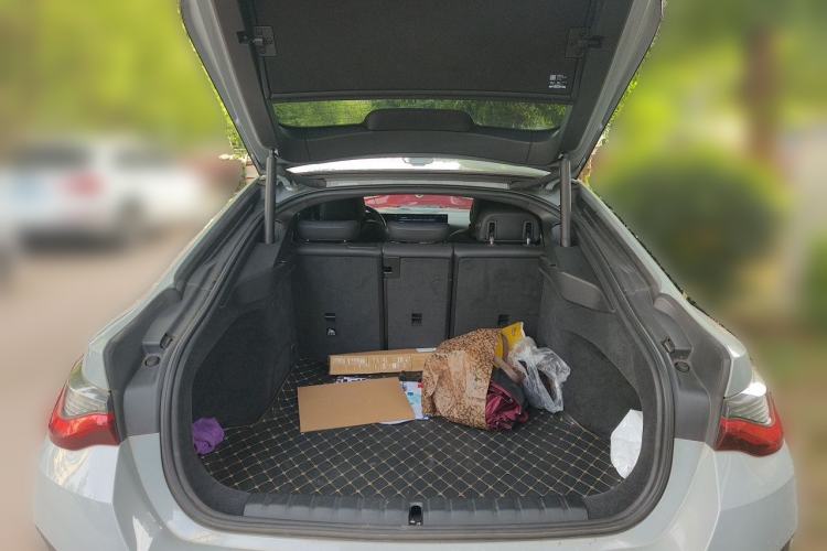 Used BMW i4 2022 eDrive40 Trunk