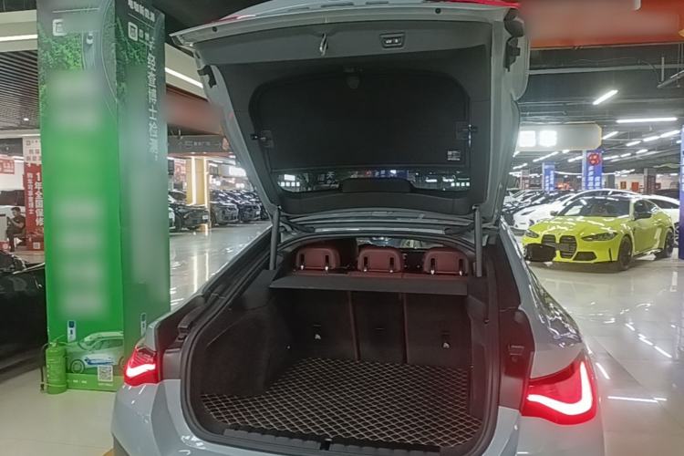 Used BMW i4 2022 eDrive40 Trunk