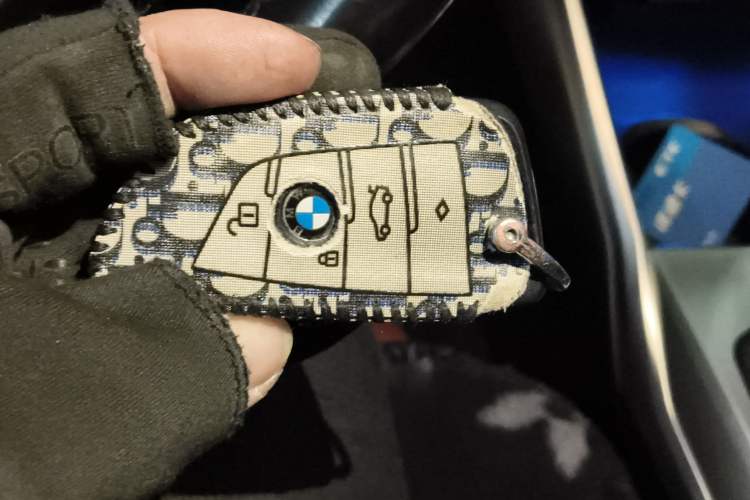 Used BMW i4 2022 eDrive40 Vehicle Key