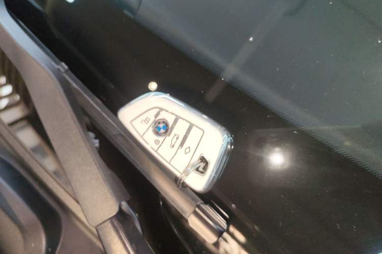 Used BMW i4 2022 eDrive40 Vehicle Key