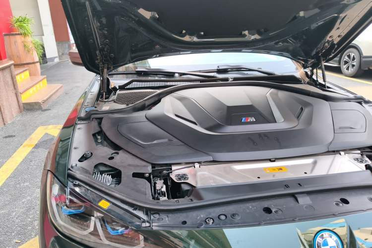 Used BMW i4 2022 M50 Engine Bay Right