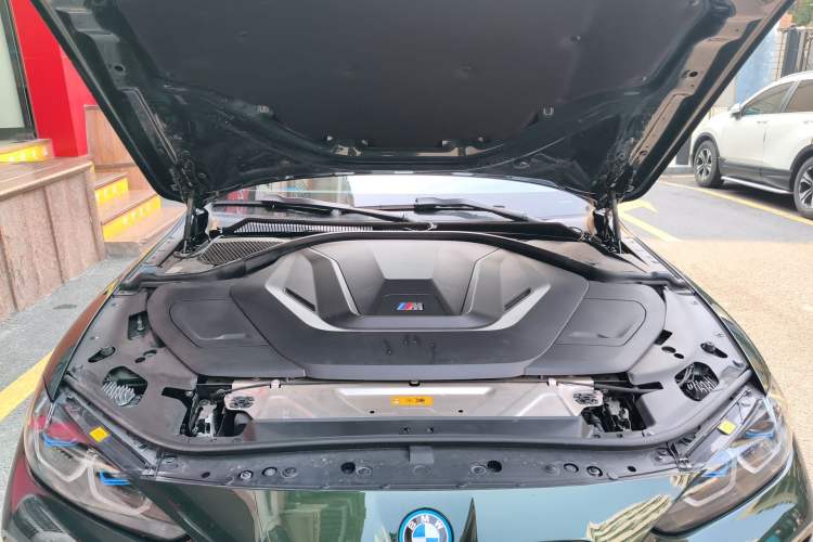 Used BMW i4 2022 M50 Engine Bay
