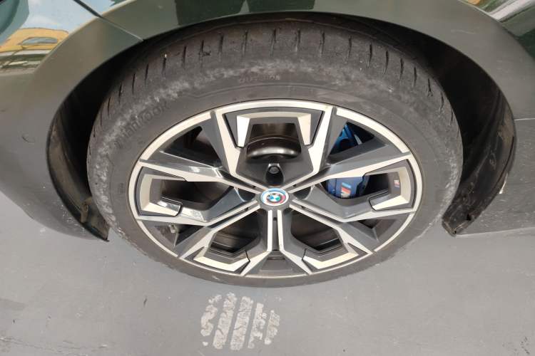 Used BMW i4 2022 M50 Exterior 1