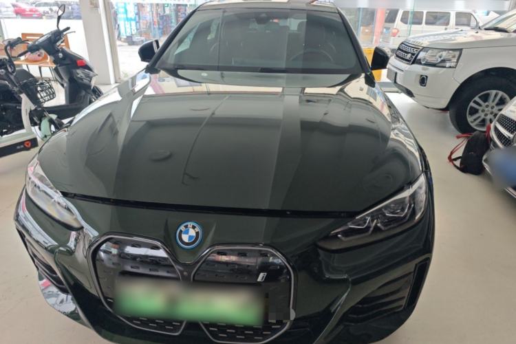 Used BMW i4 2022 eDrive40 Front