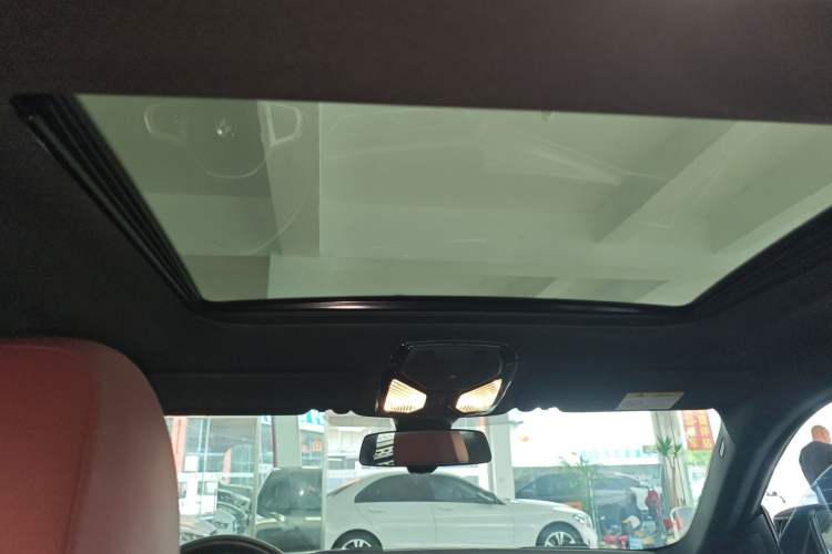 Used BMW i4 2022 eDrive40 Headliner