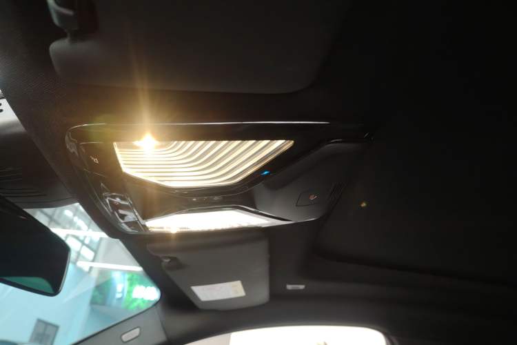 Used BMW i4 2022 M50 Headliner