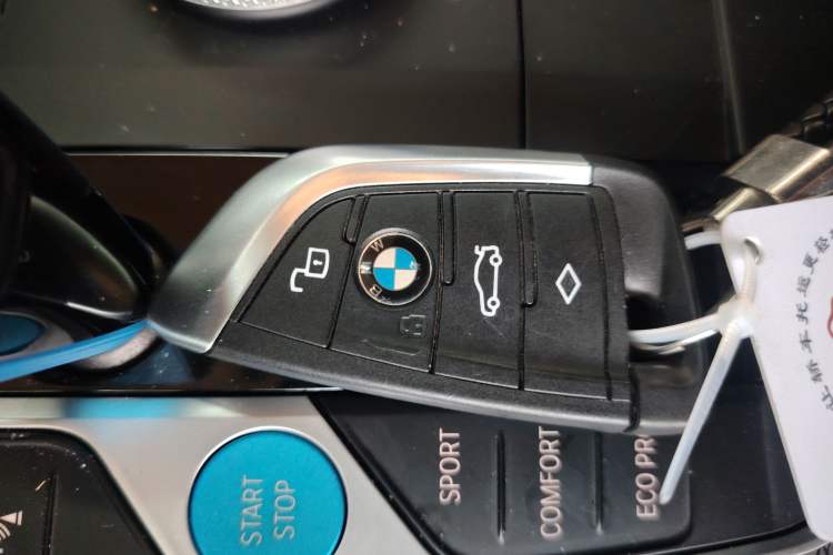 Used BMW i4 2022 M50 Interior 1