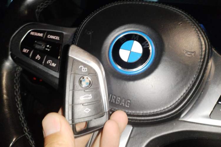 Used BMW i4 2022 eDrive40 Vehicle Key