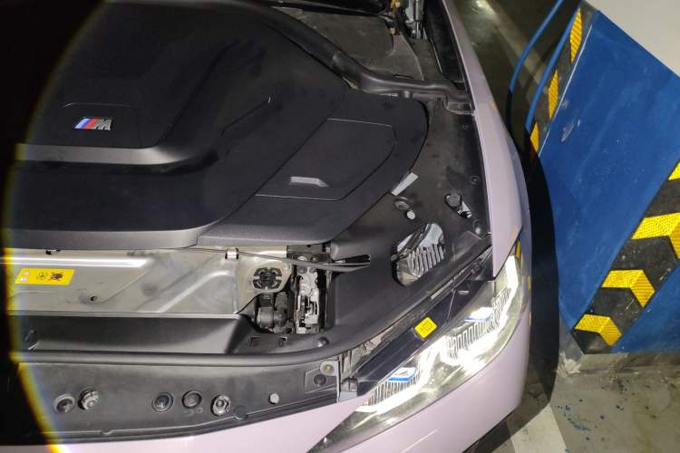 Used BMW i4 2022 M50 Engine Bay Left