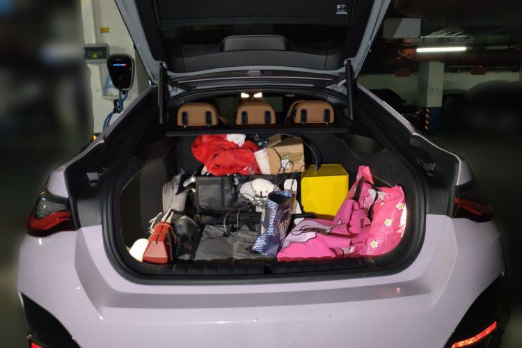 Used BMW i4 2022 M50 Trunk