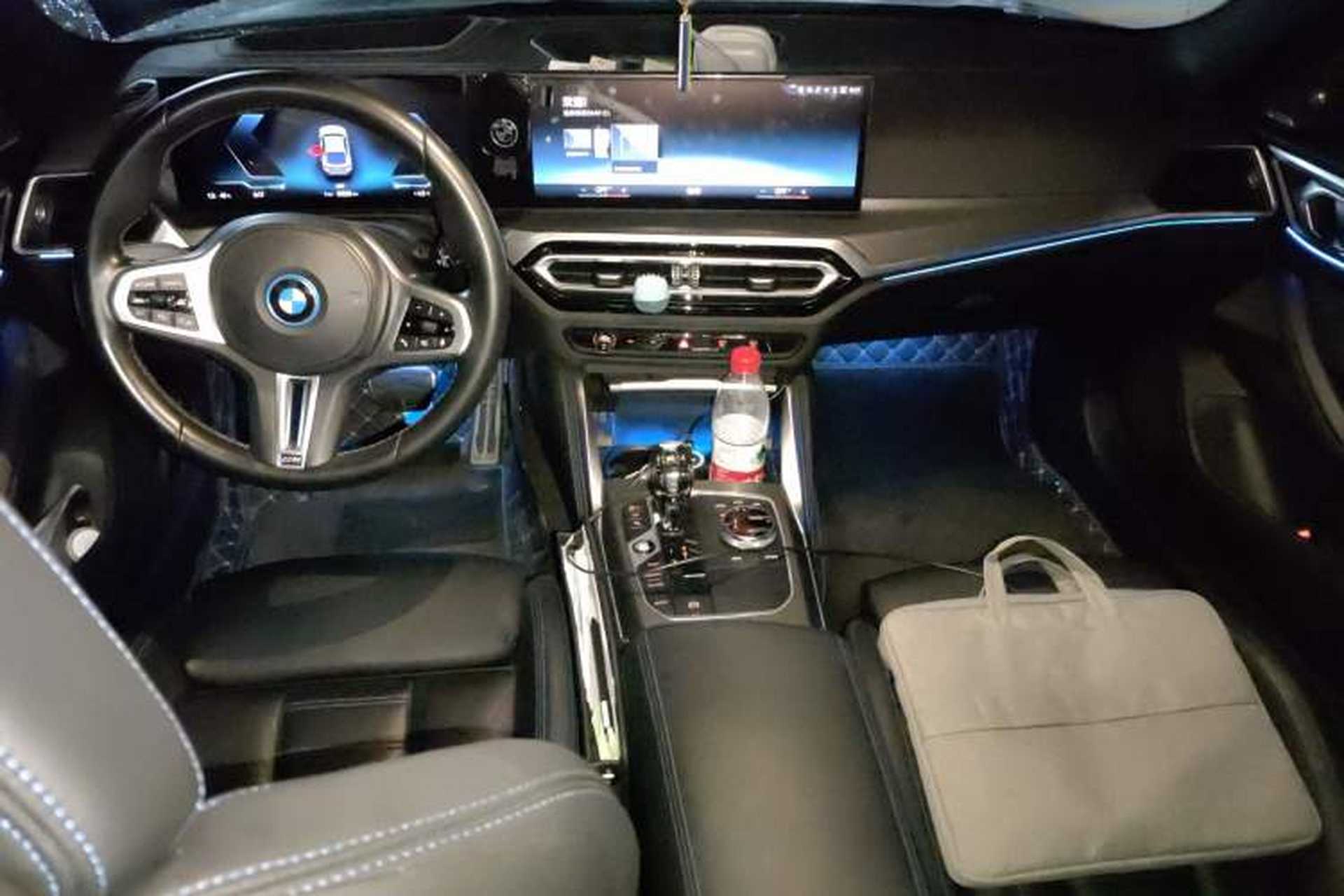 Used BMW i4 2022 M50 Center Console