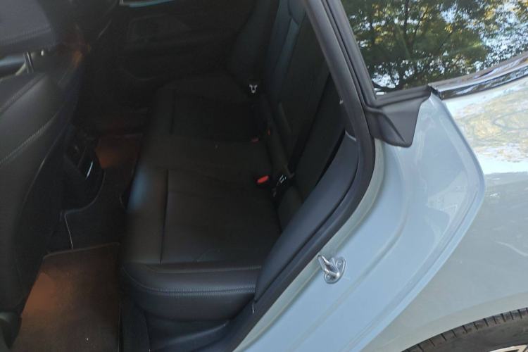 Used BMW i4 2022 eDrive40 Interior 4