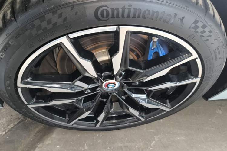 Used BMW i4 2022 M50 Left Front Wheel Hub