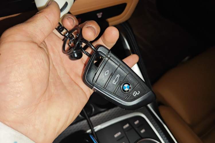 Used BMW i4 2022 M50 Vehicle Key