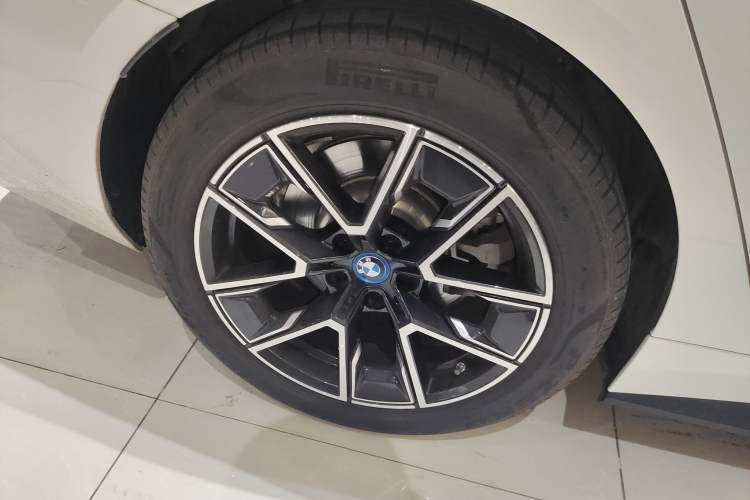 Used BMW i4 2022 eDrive40 Exterior 5