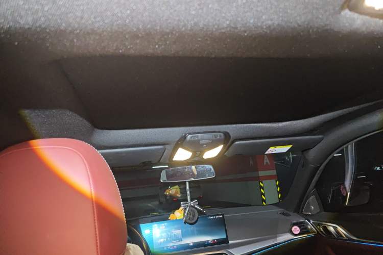 Used BMW i4 2022 eDrive40 Headliner
