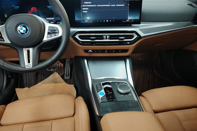 Used BMW i4 2023 M50 Audio And AC Panel