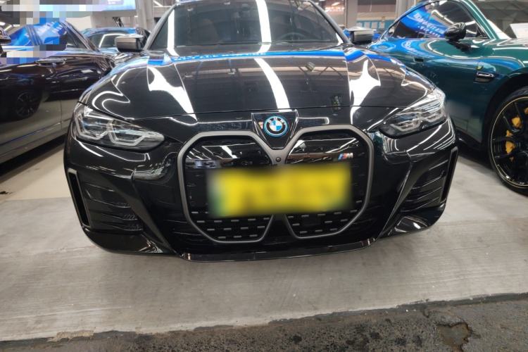 Used BMW i4 2023 M50 Exterior 1