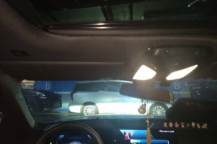 Used BMW i4 2023 eDrive40 Headliner
