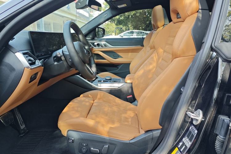 Used BMW i4 2023 M50 Interior 1