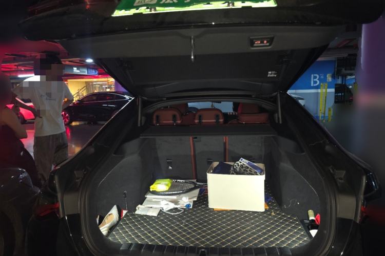 Used BMW i4 2023 eDrive40 Trunk