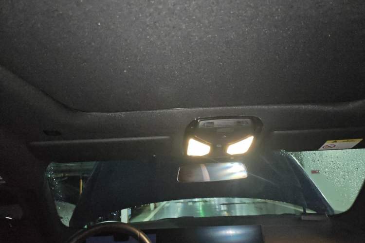 Used BMW i4 2023 eDrive40 Headliner