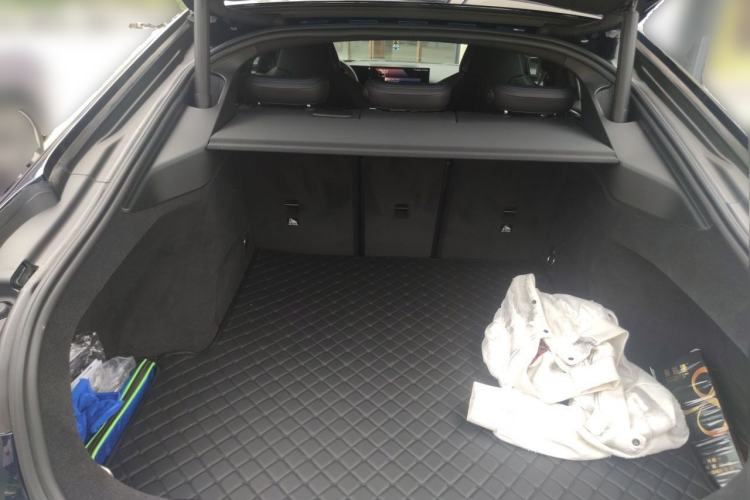 Used BMW i4 2023 M50 Trunk