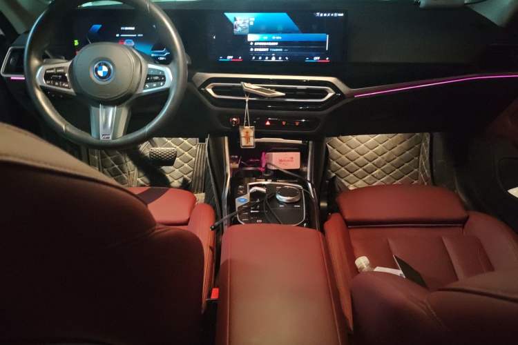 Used BMW i4 2023 eDrive35 Audio And AC Panel