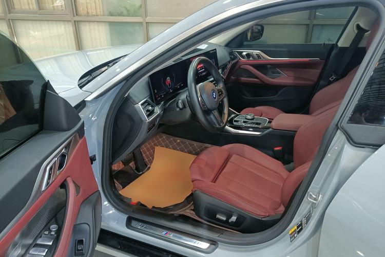 Used BMW i4 2023 eDrive35 Driver Seat