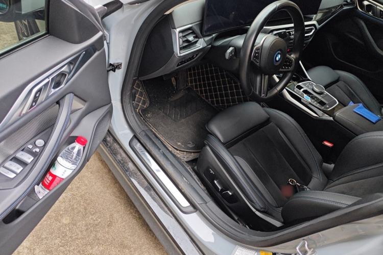 Used BMW i4 2023 eDrive35 Driver Seat