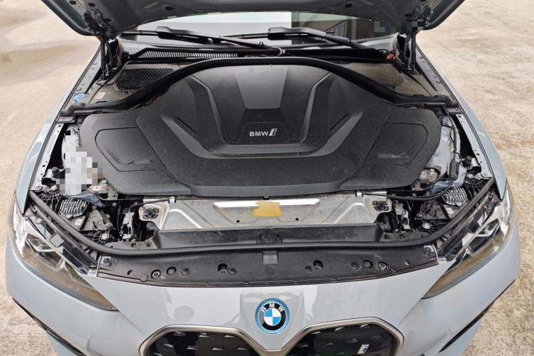 Used BMW i4 2023 eDrive35 Engine Bay