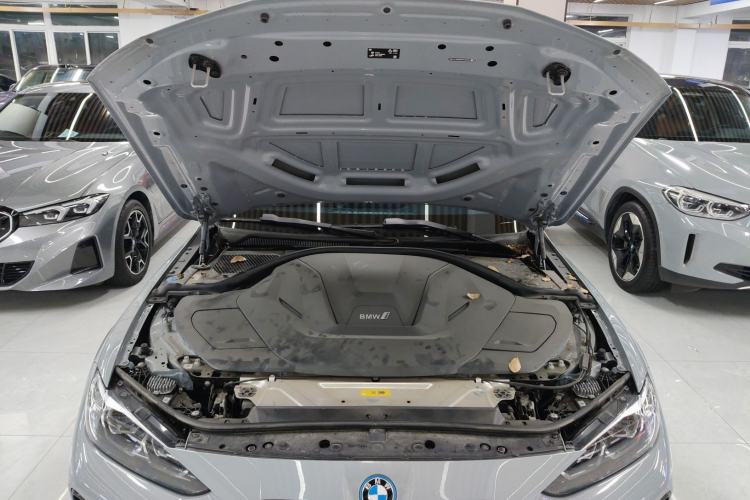 Used BMW i4 2023 eDrive35 Engine Bay