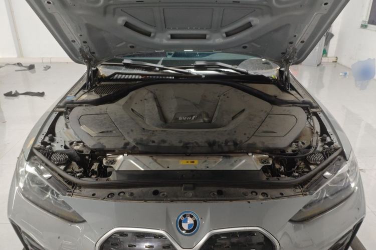 Used BMW i4 2023 eDrive35 Engine Bay